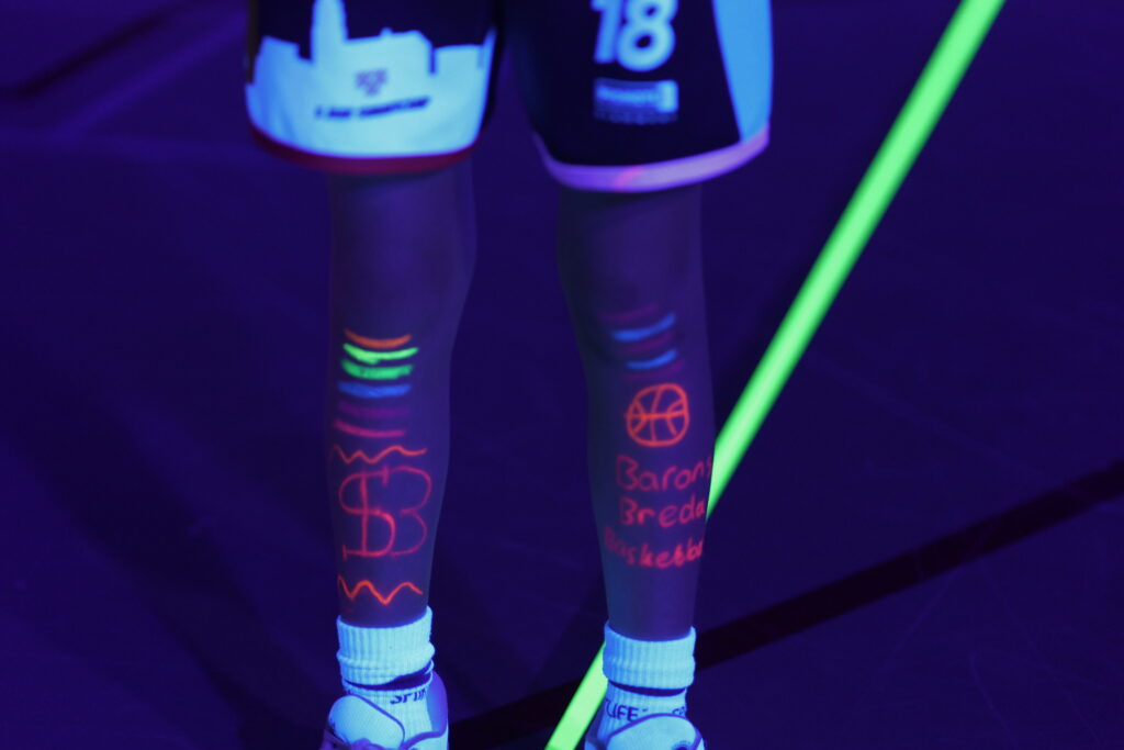 TIME TO GLOW SB X BARONS EVENT